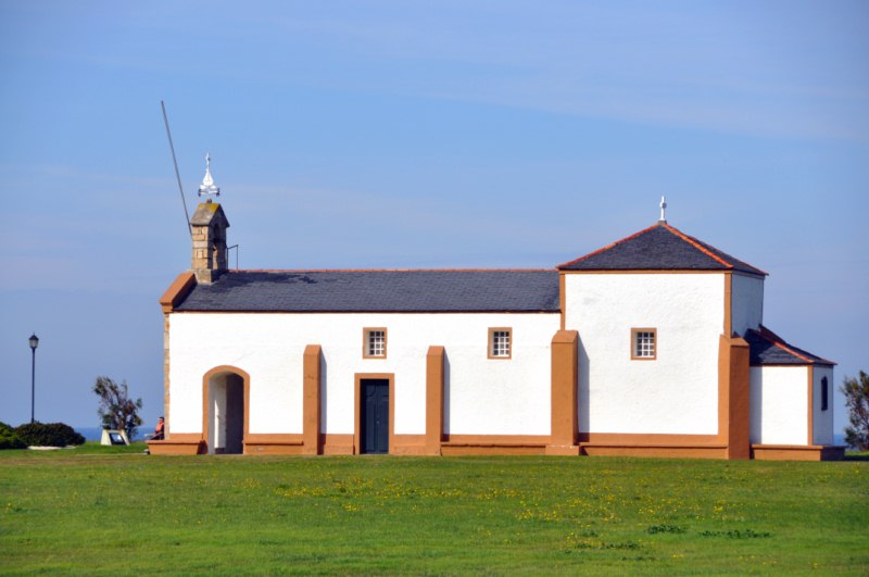 Capilla de la Atalaya - Puerto de Vega