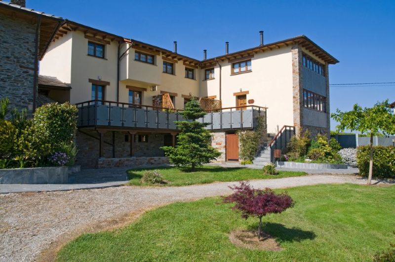 APARTAMENTOS ZULEMA