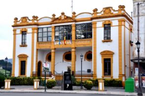 Oficina De Turismo Navia