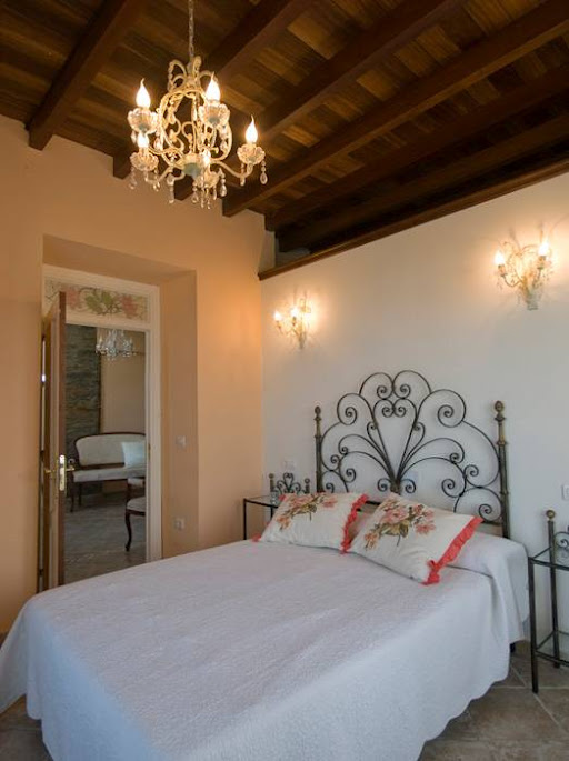 VILLA AURISTELA