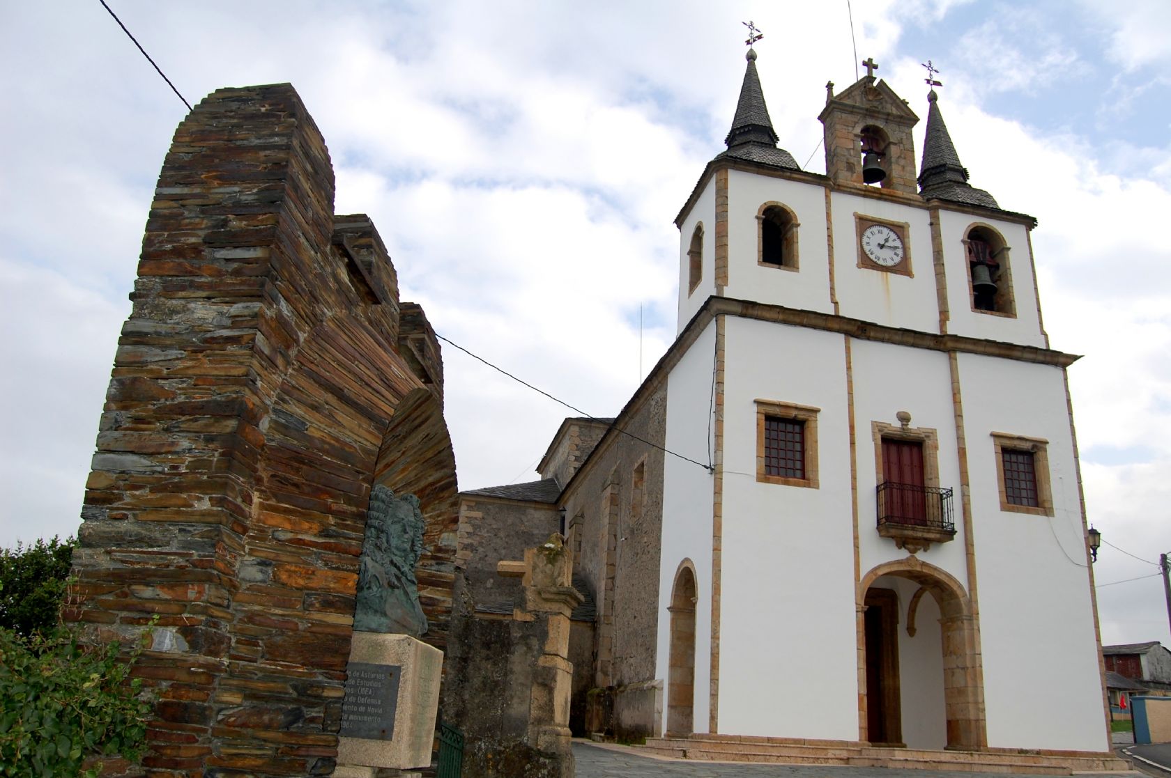 Iglesia de Santamarina. Puerto de Vega